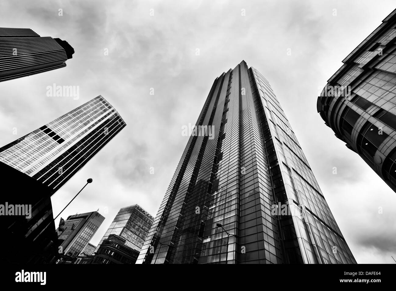 London contemporary architecture Black and White Stock Photos & Images ...