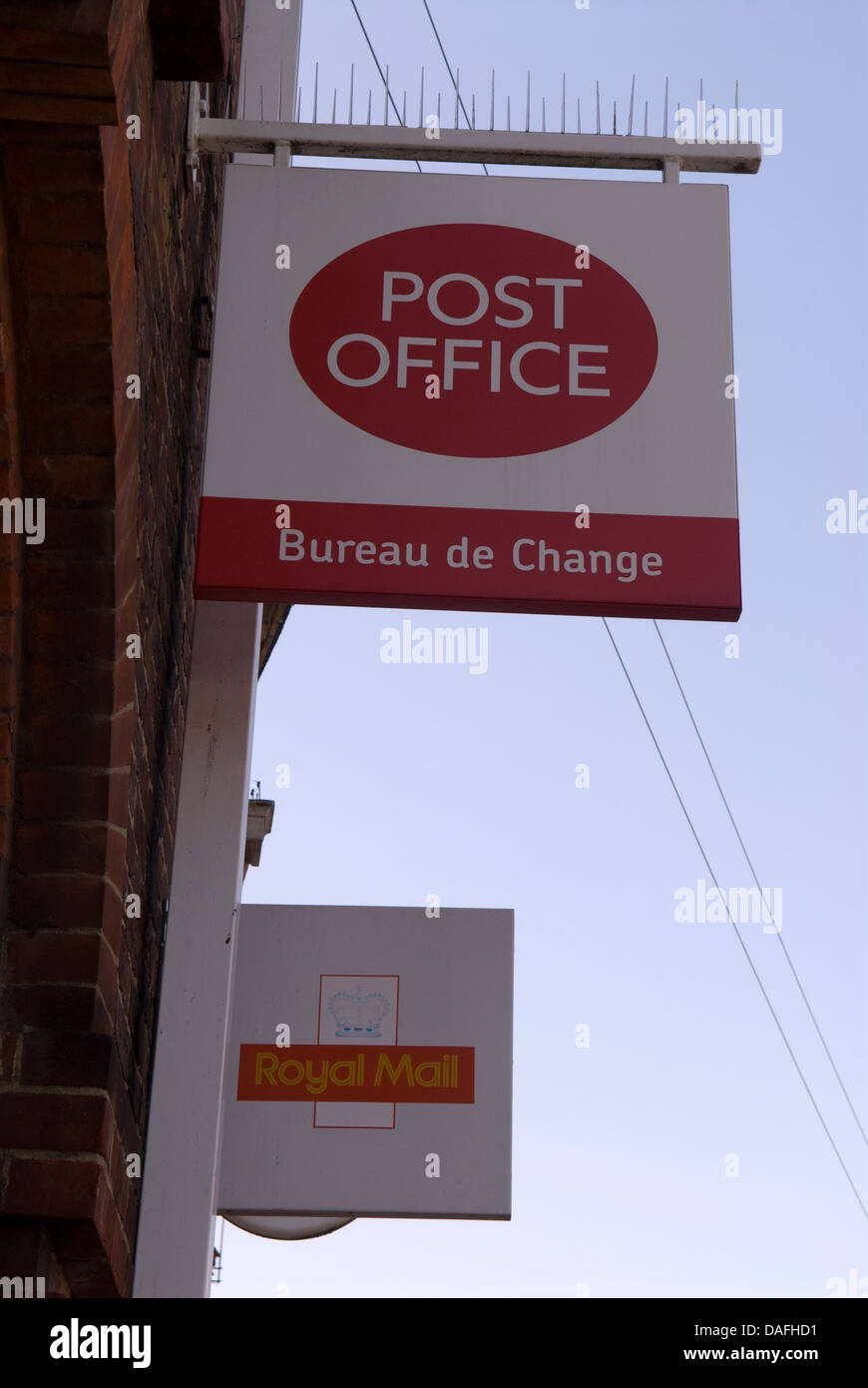 Sign for Royal Mail office and Bureau de Change services, main post office, Petersfield, Hampshire, UK. Stock Photo