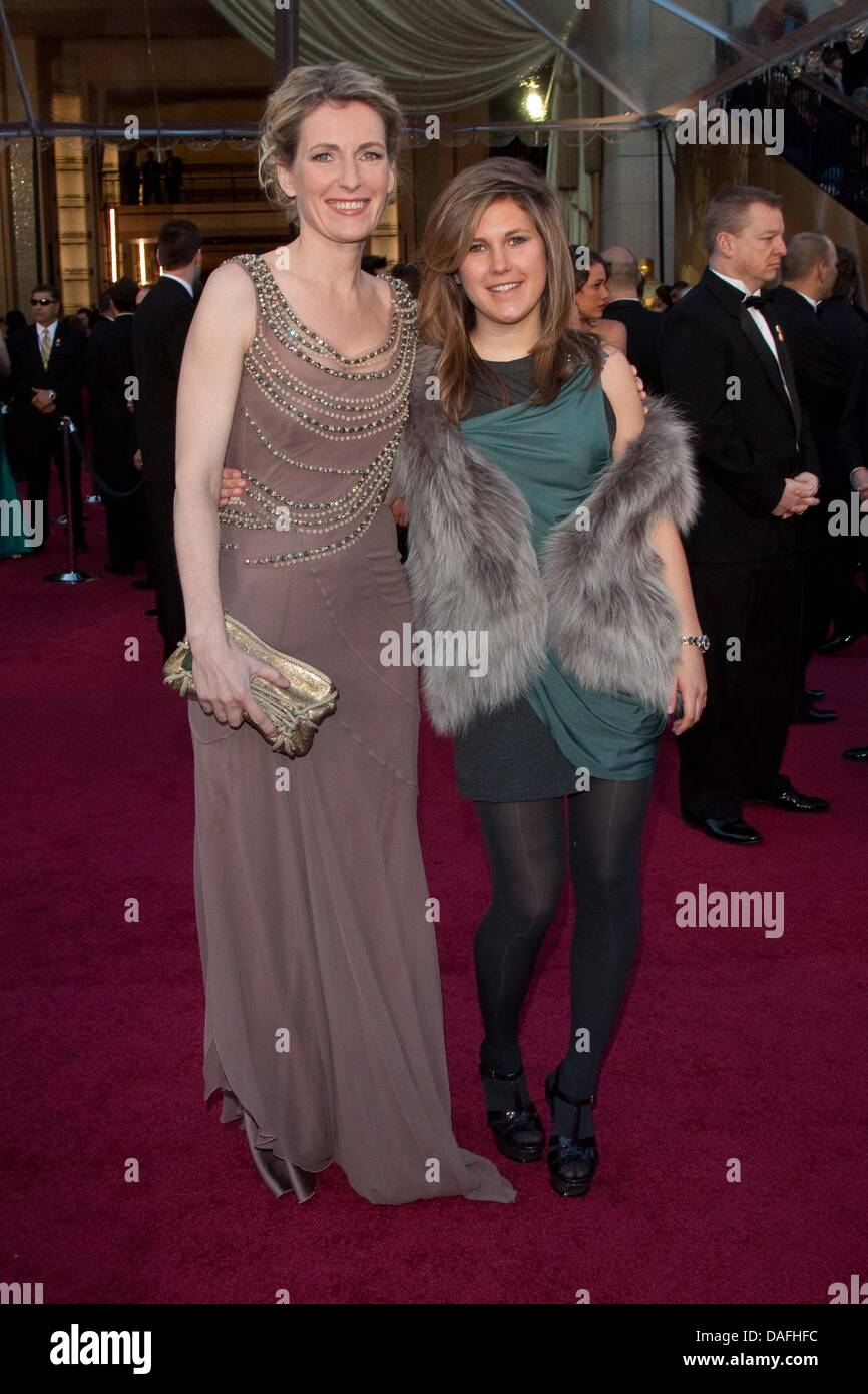 German Actress Maria Furtwaengler L And Her Daughter Elisabeth Furtwaengler Arrive For The 83rd Academy Awards The Oscars In Los Angeles Usa 27 February 2011 Photo Hubert Boesl Stock Photo Alamy