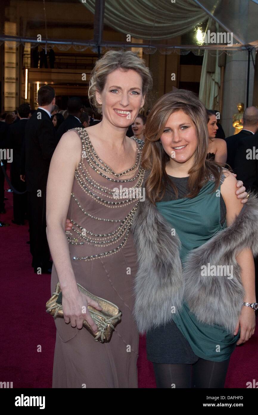 German Actress Maria Furtwaengler L And Her Daughter Elisabeth Furtwaengler Arrive For The 83rd Academy Awards The Oscars In Los Angeles Usa 27 February 2011 Photo Hubert Boesl Stock Photo Alamy