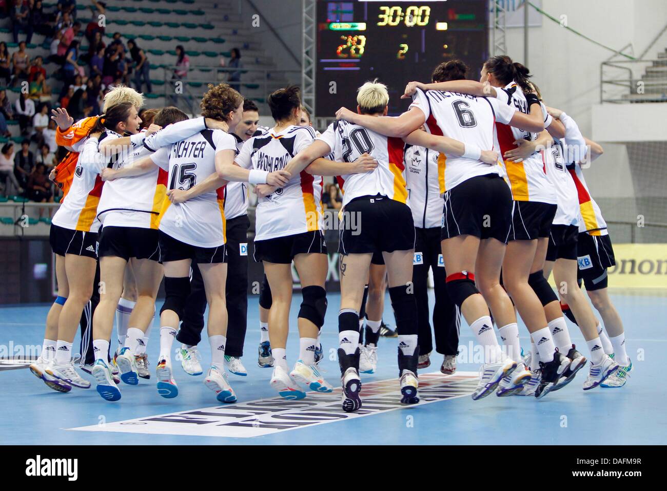Handball team womens handball hires stock photography and images Alamy