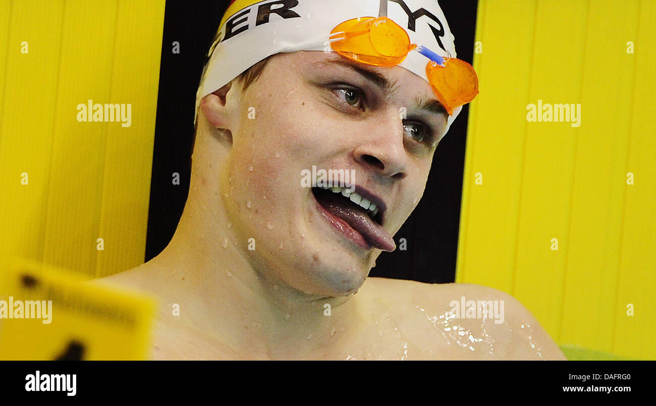 Christian Diener of Germany reacts after his 100m Backstroke semifinal at the Swimming short course European Championships in Szczecin, Poland, 10 December 2011. Photo: Hannibal dpa  +++(c) dpa - Bildfunk+++ Stock Photo