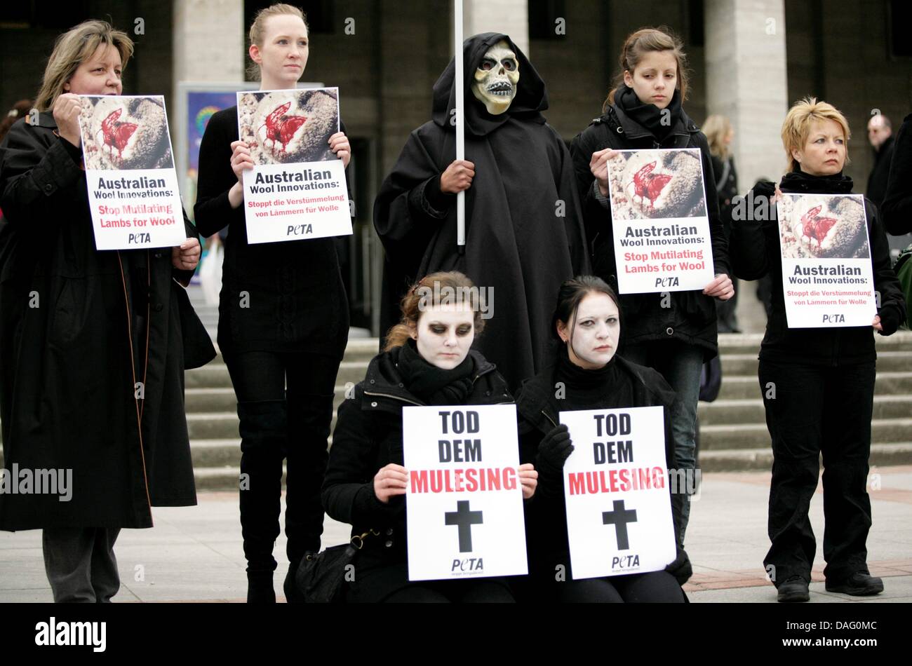 Activists of the animal rights group 'Peta' demonstrate against the