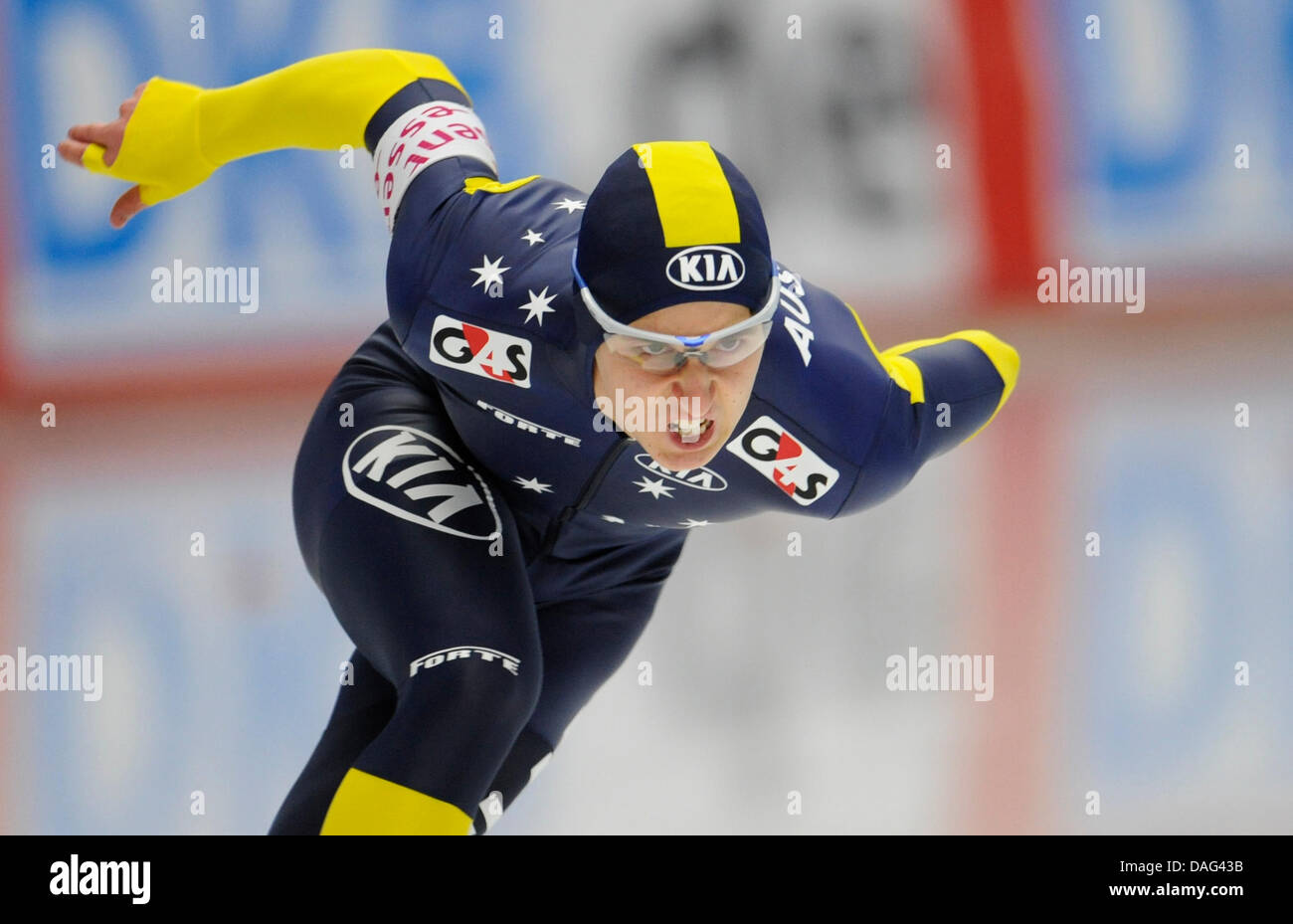 Mens skates hires stock photography and images Alamy