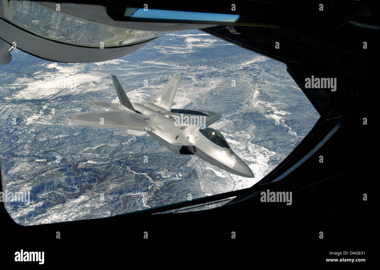 Kc 135 statotanker plane High Resolution Stock Photography and ...
