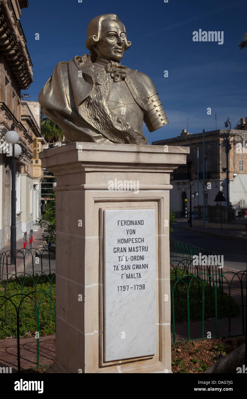 Bust of Ferdinand Von Hompesch, Grand Master 1797-1798 in Mediatrix Place, Zabbar, Malta Stock Photo
