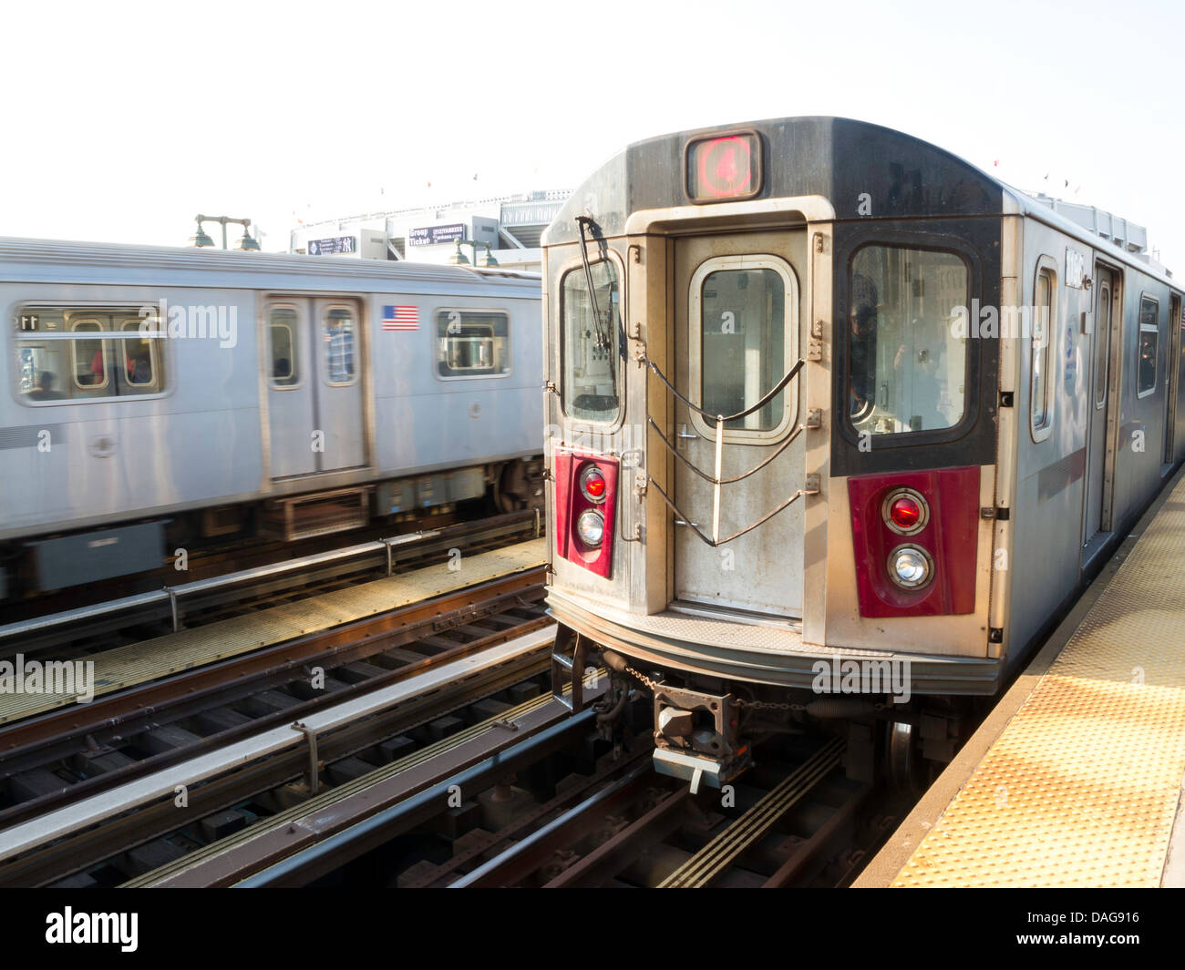 4 Train, Subway Tracks, The Bronx, NYC Stock Photo