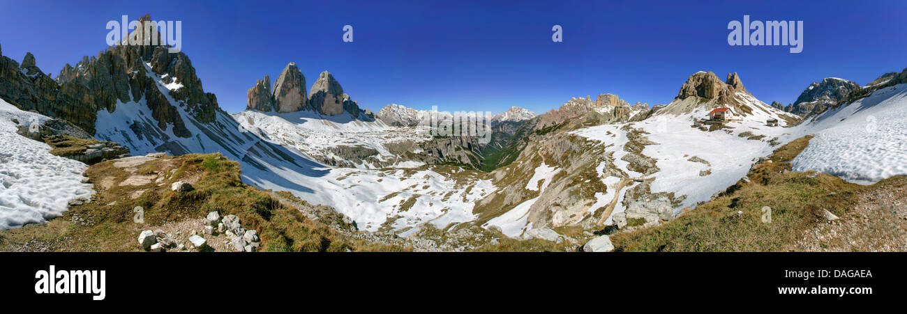 from the left:  Paternkofel - Drei Zinnen - Sextnerstein - Drei Zinnen-Cabin, Italy, South Tyrol, Dolomites Stock Photo