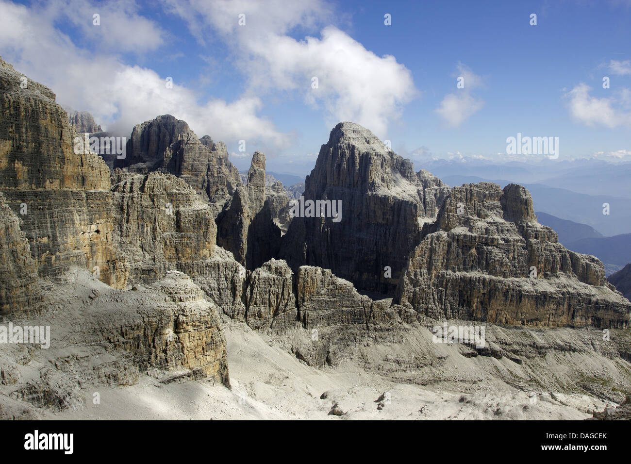 Campanile Alto, Campanile Basso (Guglia), Cima Brenta Alta view from Sentiero Brentari, Italy, Brenta Stock Photo