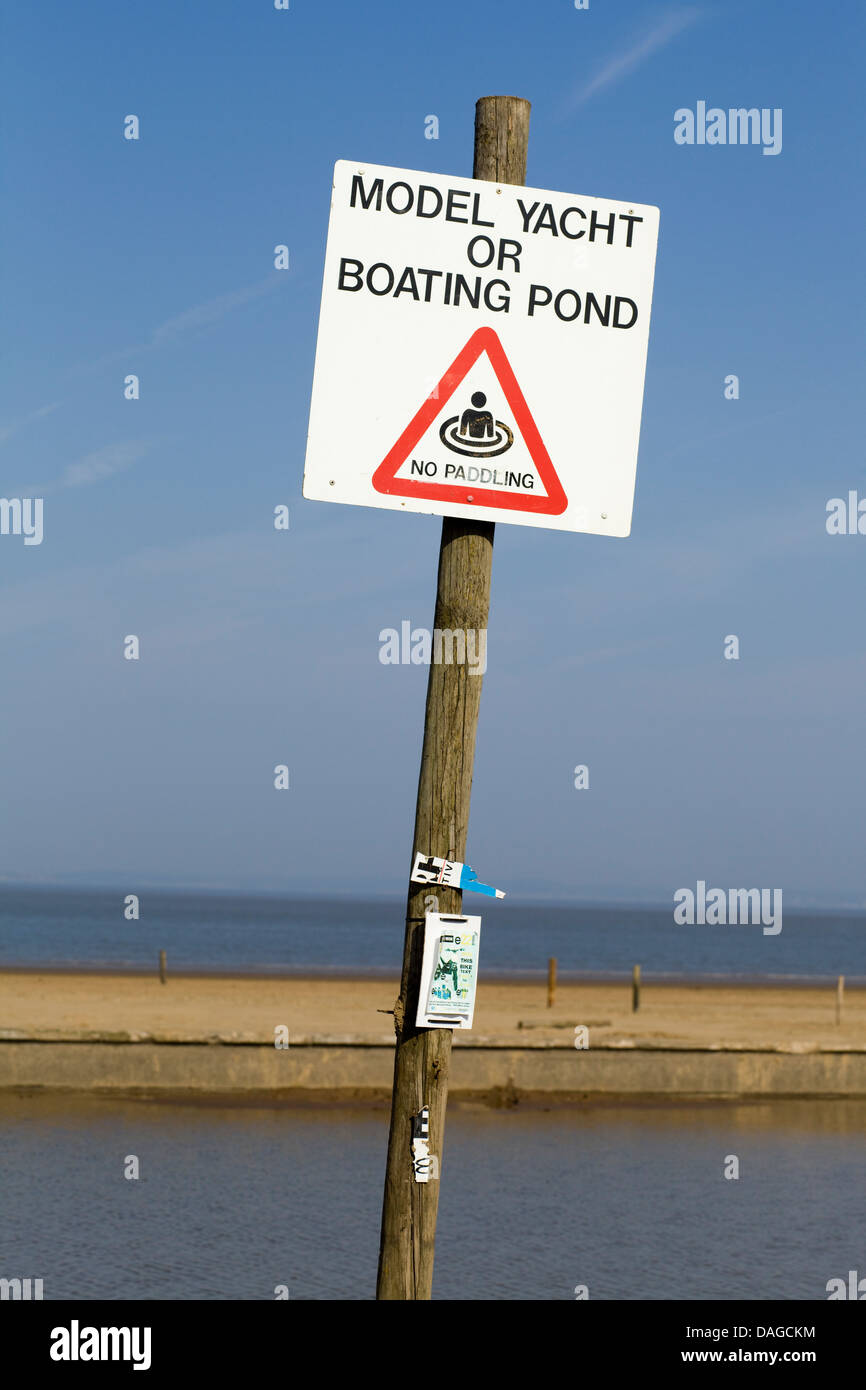 Model Yacht or boating pond no Paddling Sign Stock Photo