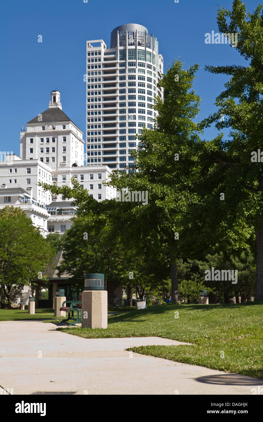 An apartment building is seen in Milwaukee Stock Photo Alamy