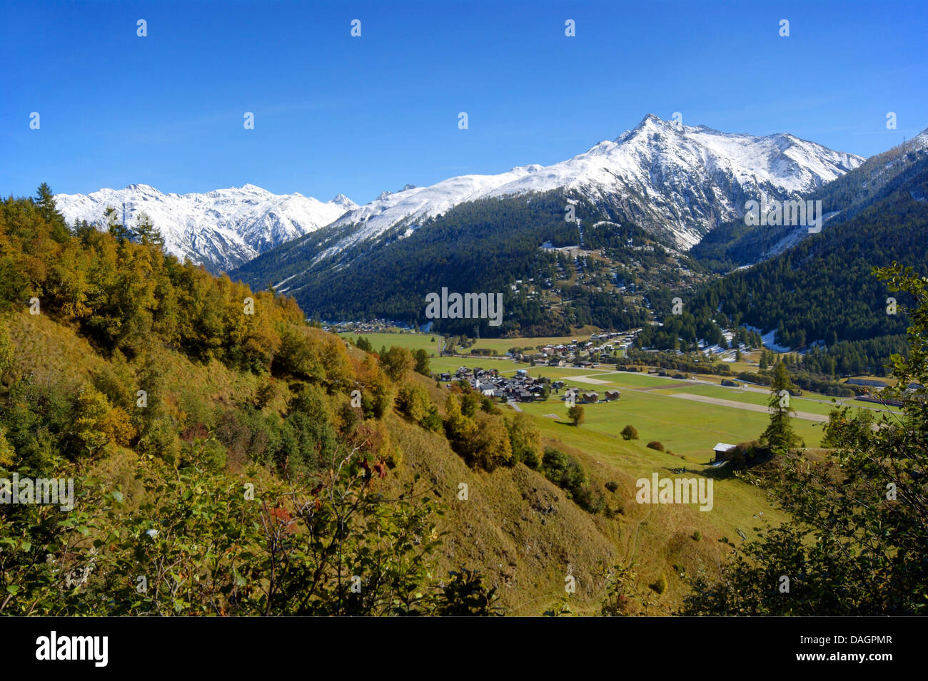 view to Ulrichen with Blashorn and Mittaghorn, Switzerland, Valais, Goms Stock Photo