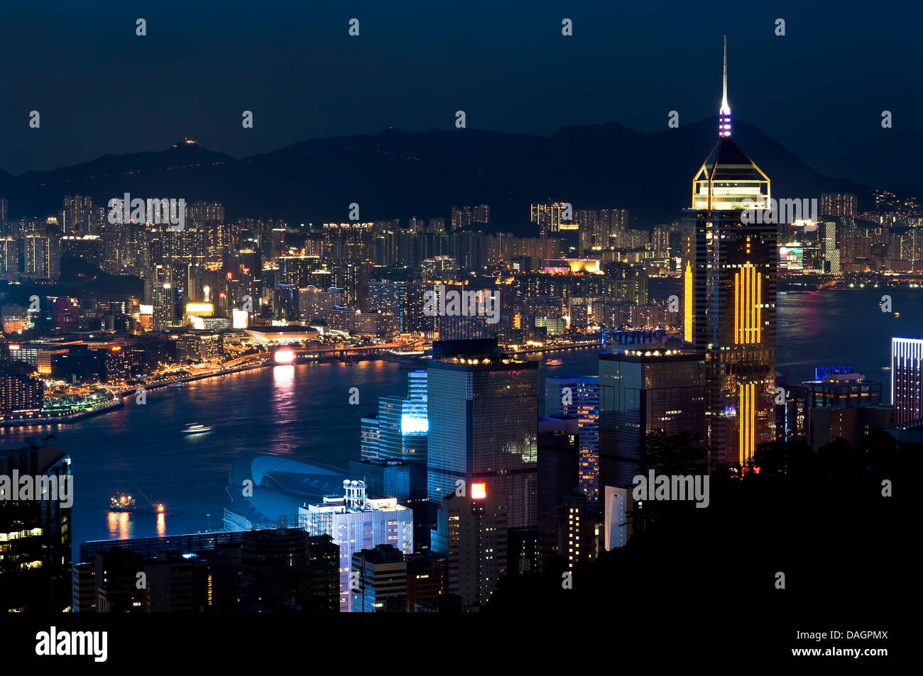 Hong kong night central hi-res stock photography and images - Alamy