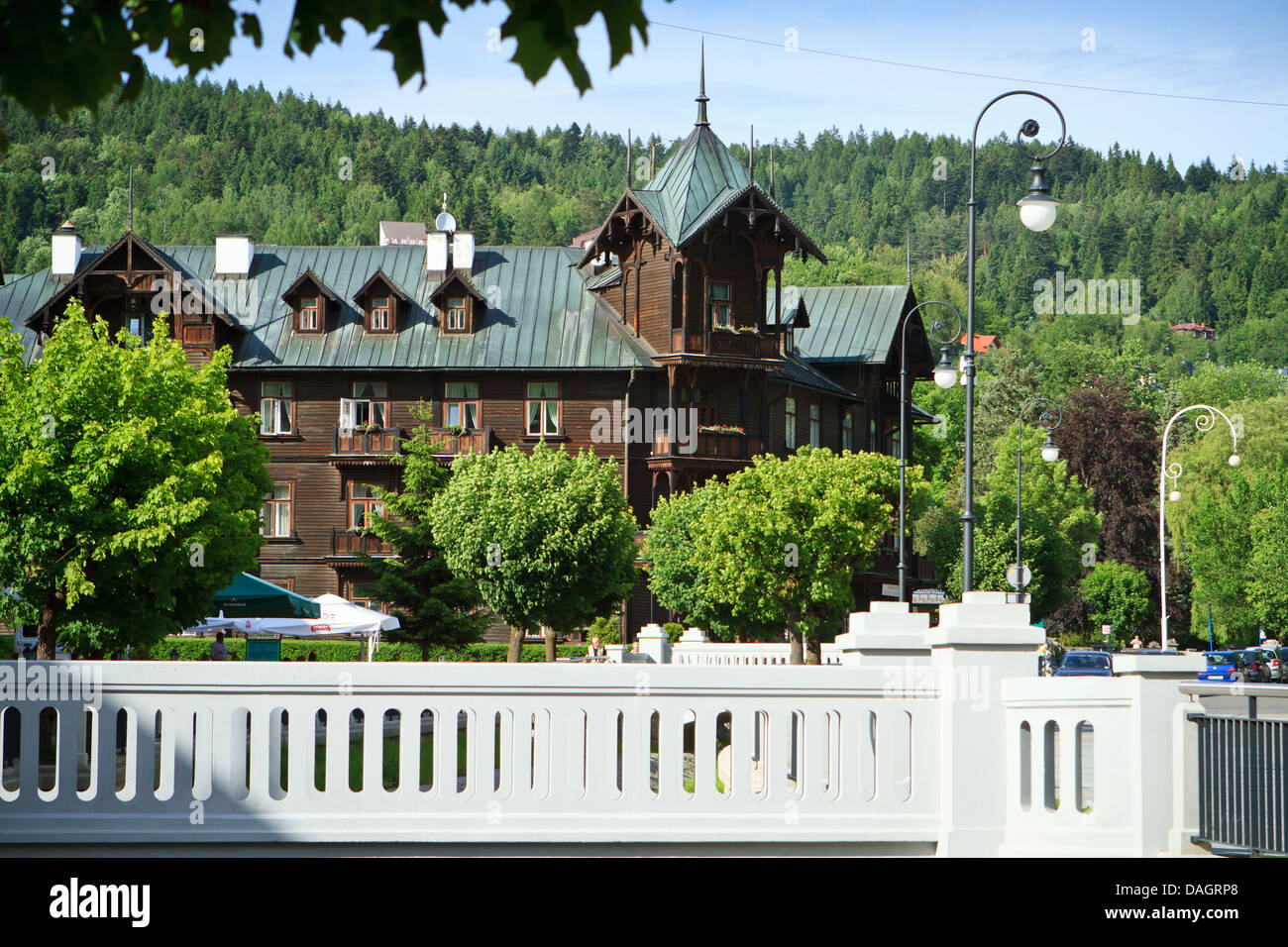 Pension 'Witoldowka'. Old wooden architecture of Krynica-Zdroj - resort and spa in Beskidy mountains, southern Poland. Stock Photo