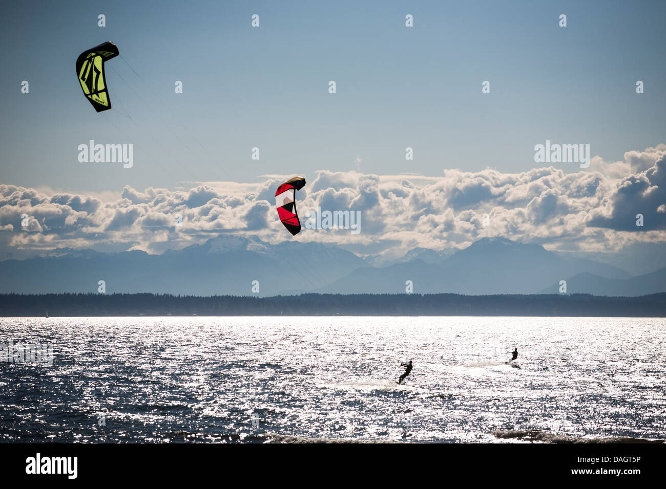 Kiteboarders on the beach in Seattle, Washington, USA Stock Photo Alamy