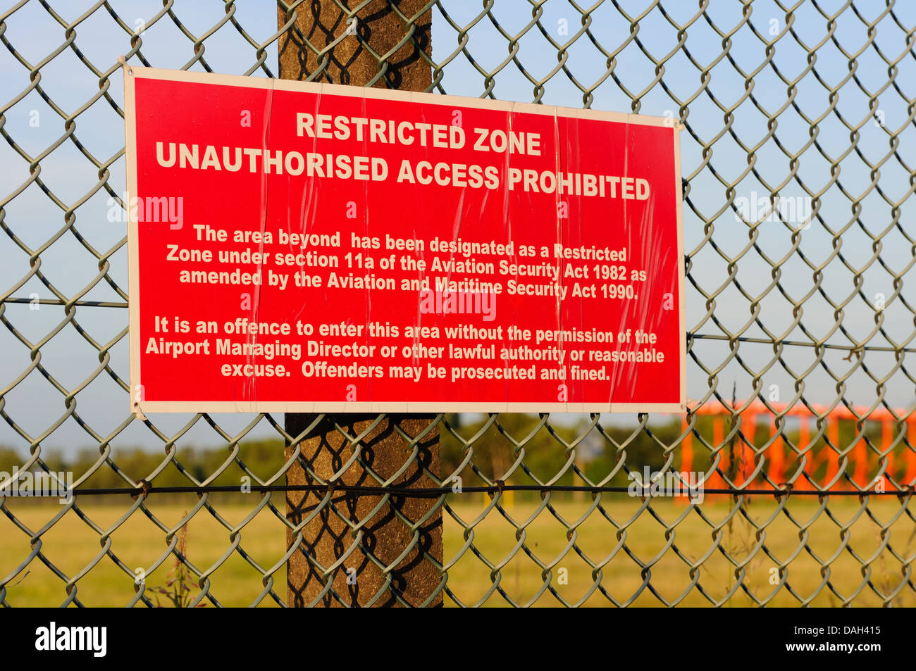 Security zone restricted access sign hires stock photography and