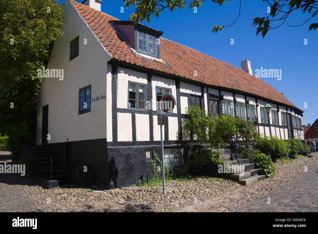 Lille hus hi-res stock photography and images - Alamy