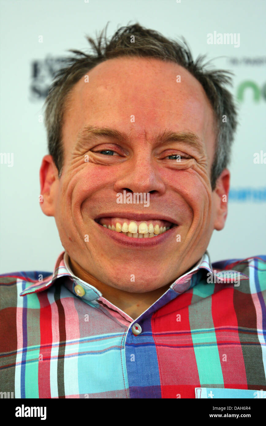 London, UK. 13th July 2013. Actor Warwick Davis at the London Evening Standard Get Reading Festival in partnership with NOOK, Trafalgar Square, London, England Credit:  Paul Brown/Alamy Live News Stock Photo