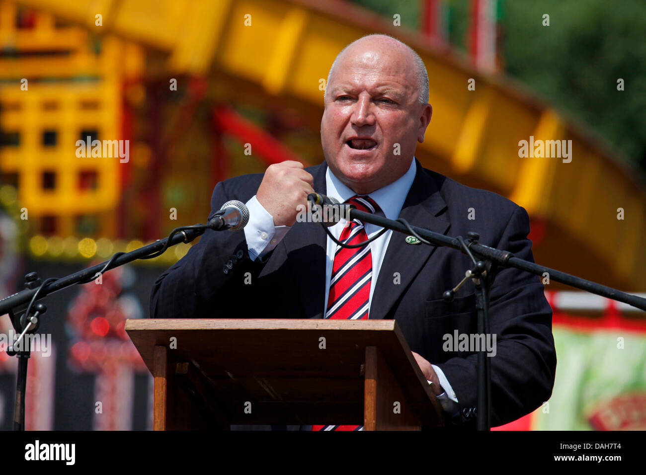 Bob Crow speaking at the 129th Durham Miners Gala at Durham, England. Crow is the General Secretary of the National Union of Rail, Maritime and Transport Workers (RMT). Stock Photo