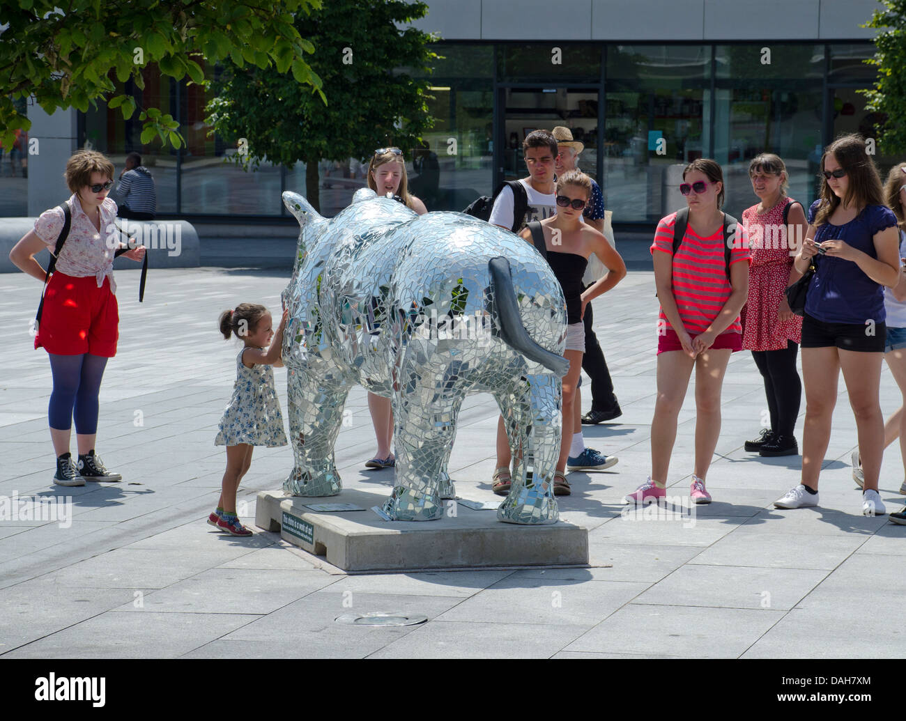 Marwell Wildlife is bringing Go! Rhinos, a world class mass public art event, to the streets and parks of Southampton. Stock Photo