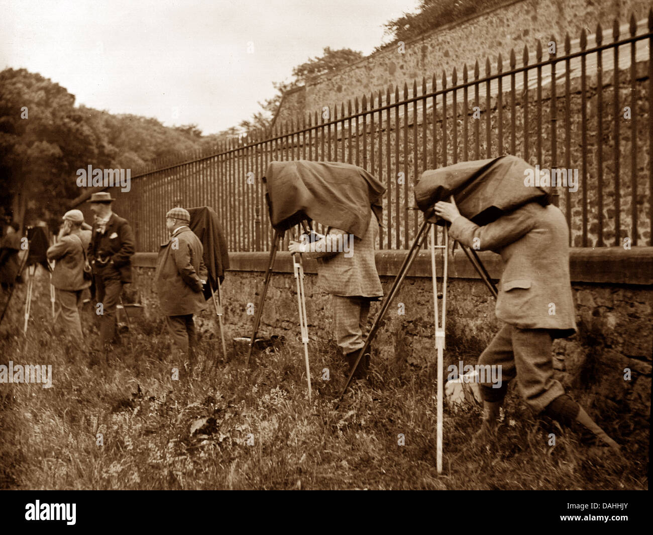 Camera Club early 1900s Stock Photo Alamy