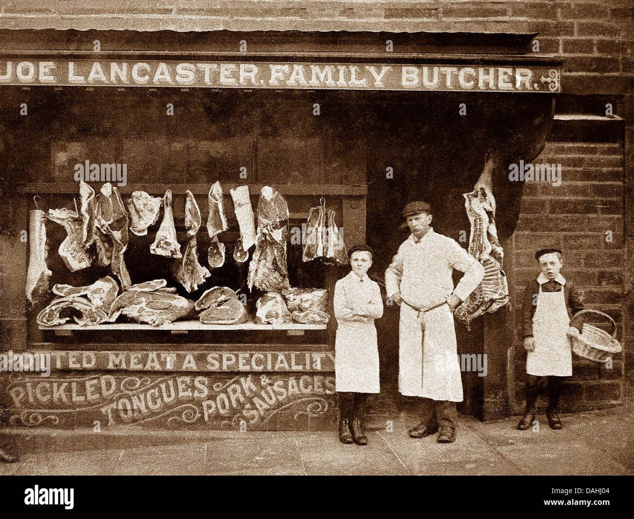 https://www.alamy.com/licenses-and-pricing/?v=1