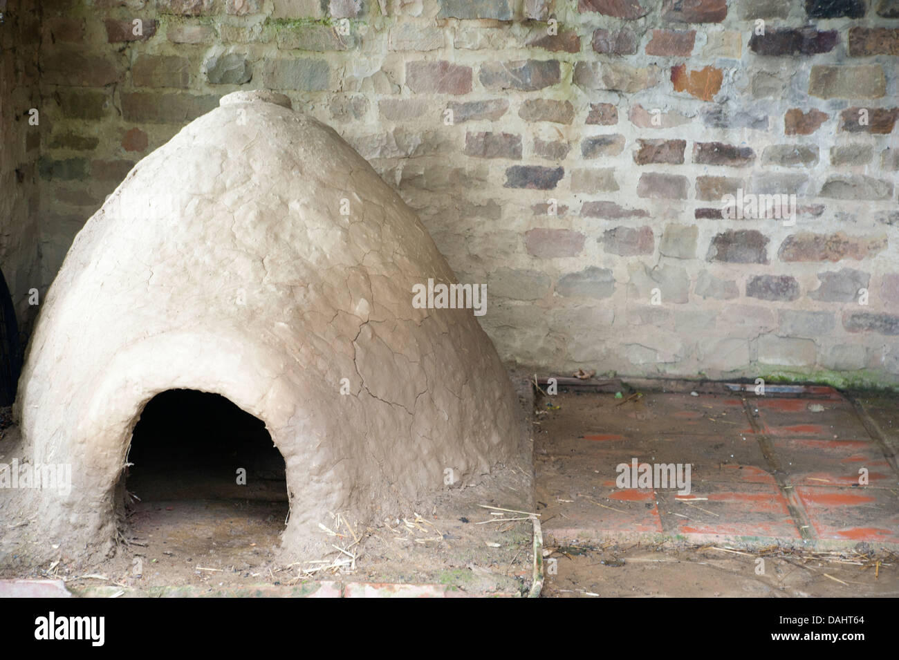 Roman cupola furnace Stock Photo Alamy