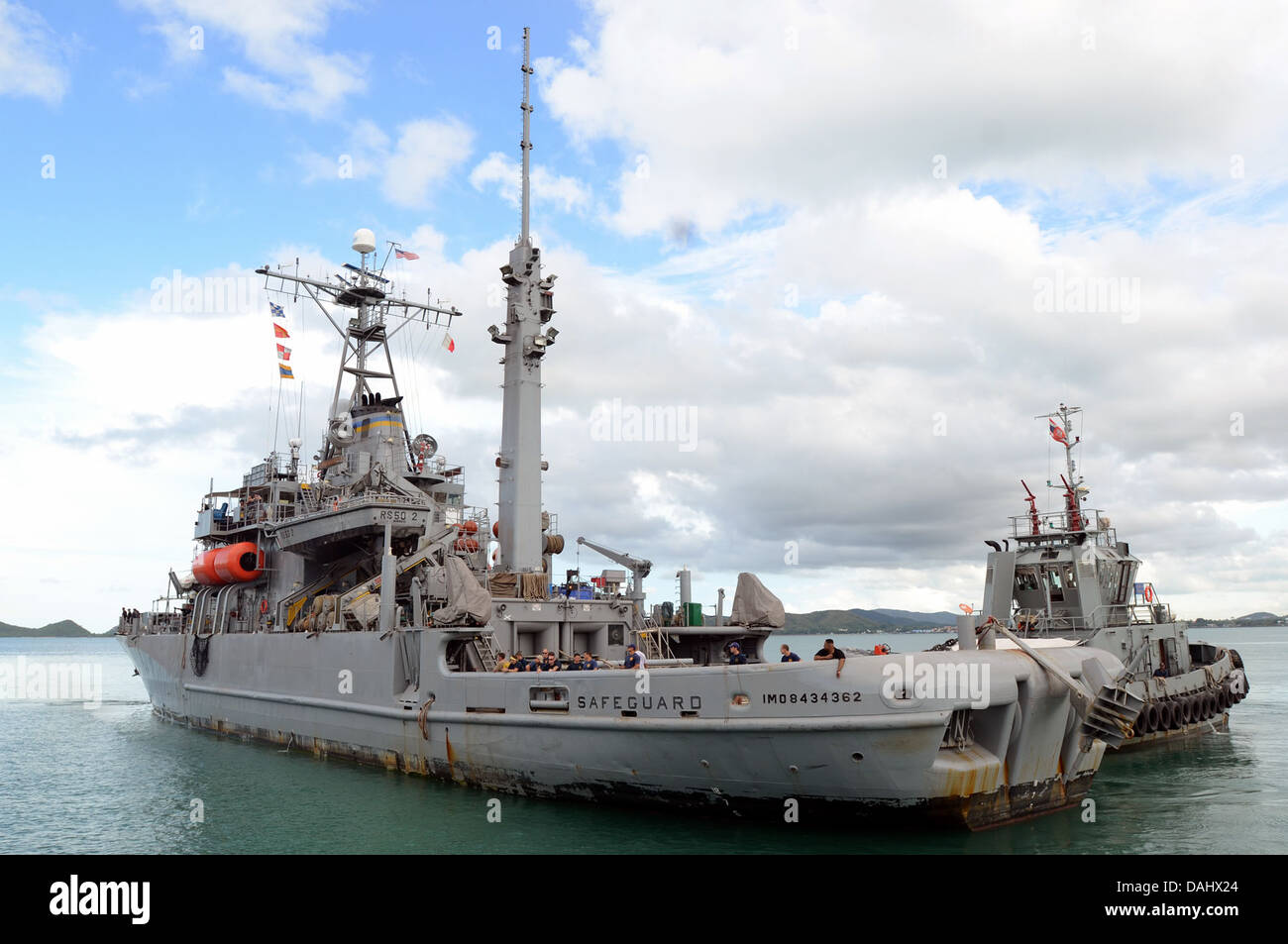 The diving and salvage vessel USNS Safeguard (T-ARS 50) arrives in Chuk Samaet, Thailand June 3, 2013, in support of Cooperation Afloat Readiness and Training (CARAT) 2013 Stock Photo