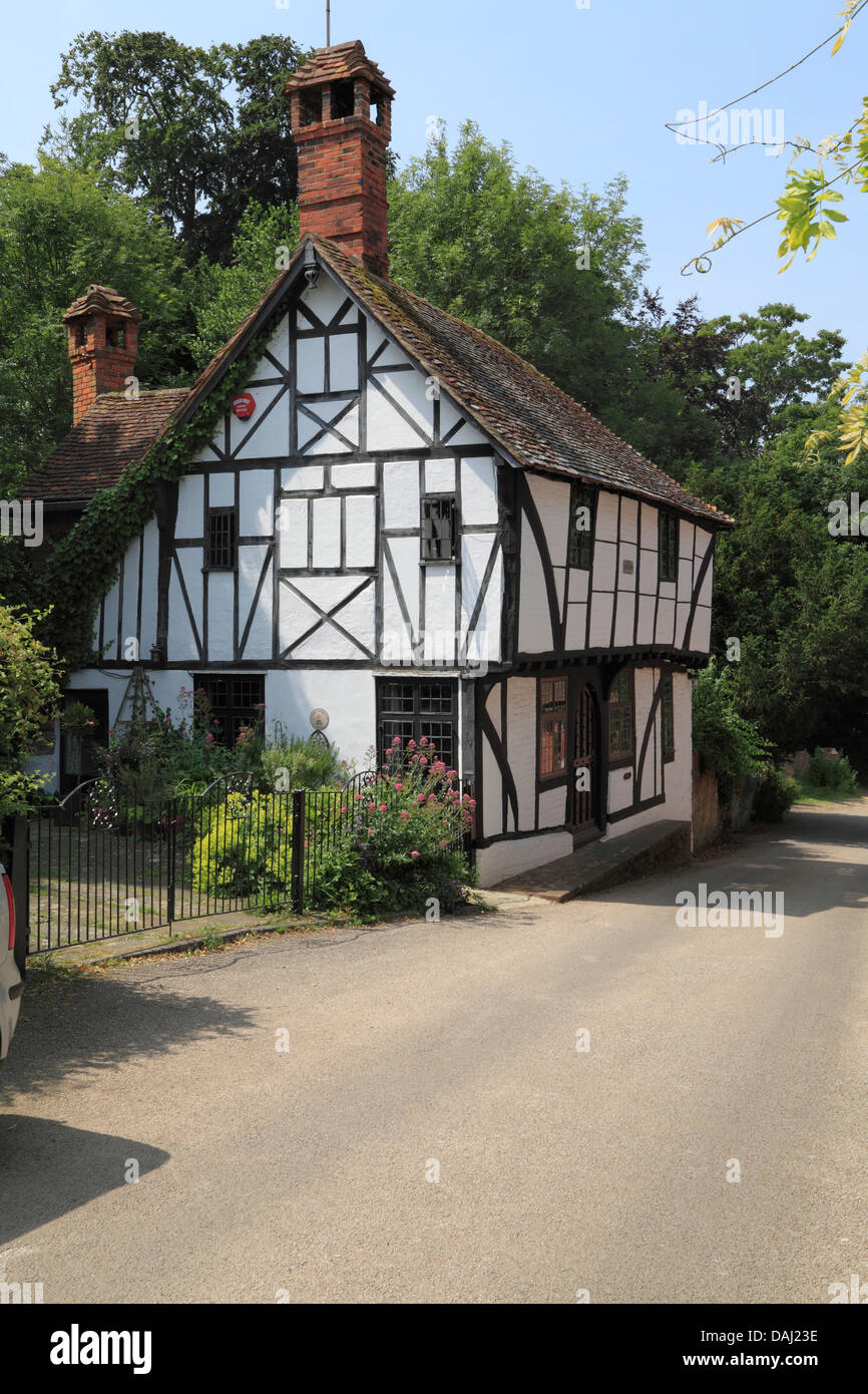 Picturesque Medieval Half Timbered Cottage In Chilham Village In