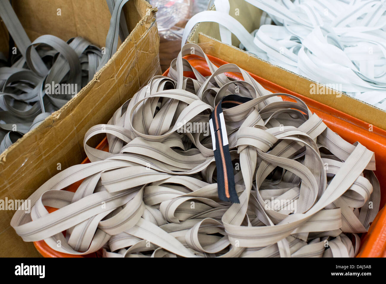 The UCAN zipper factory in downtown Los Angeles Stock Photo Alamy