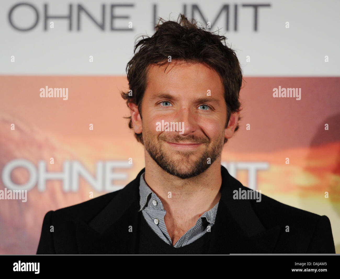 Actor In Limitless 60 Photos - Moonagedaydream.film