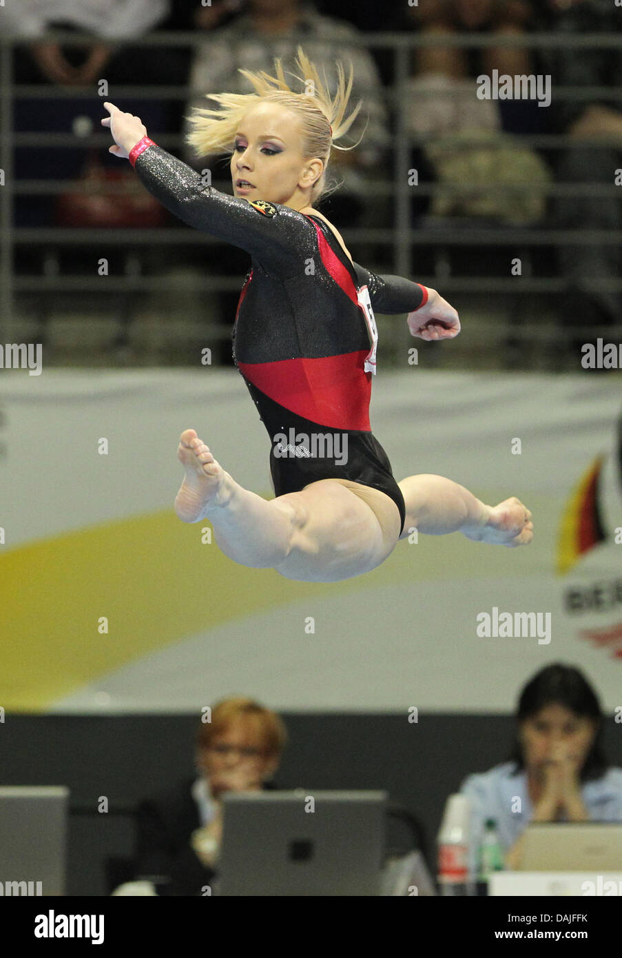 Romanian gymnast Sandra Raluca Izbasa competes in the women's floor ...