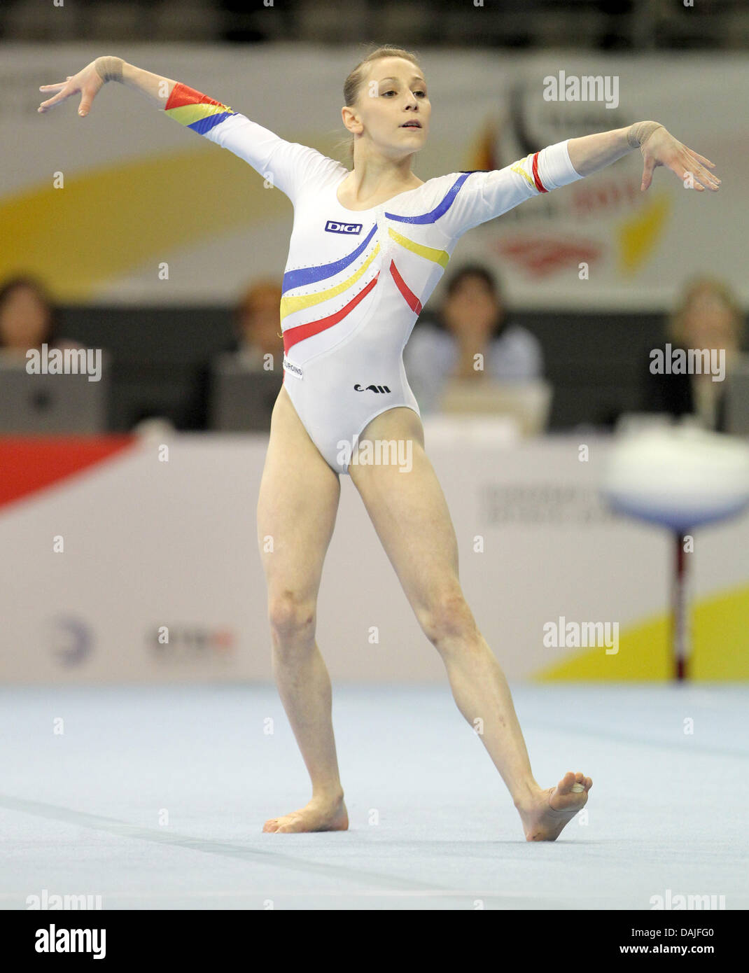 Romanian gymnast Diana Maria Chelaru competes in the women's floor final of the European Artistic Gymnastics Championships at Max-Schmeling-Halle in Berlin, Germany, 10 April 2011. Photo: JAN WOITAS Stock Photo