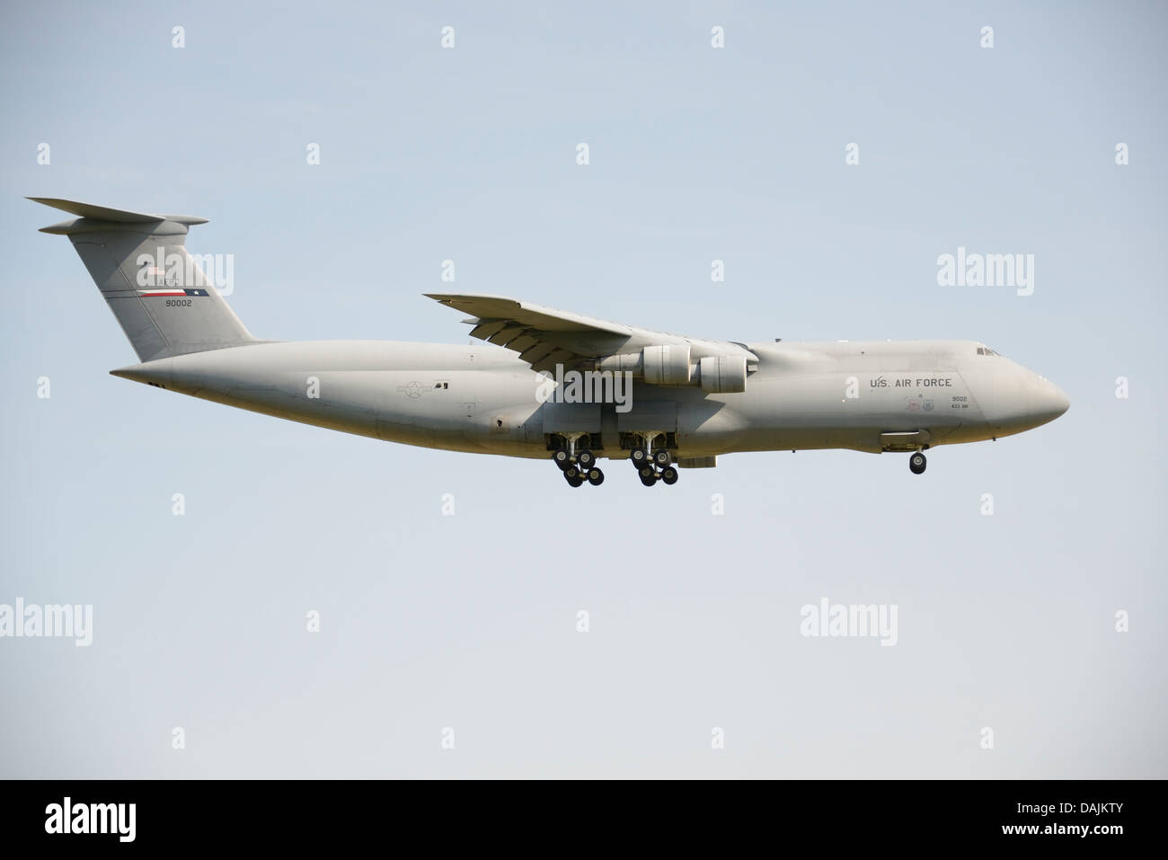 USAF Locheed C-5A Galaxy on final approach Stock Photo