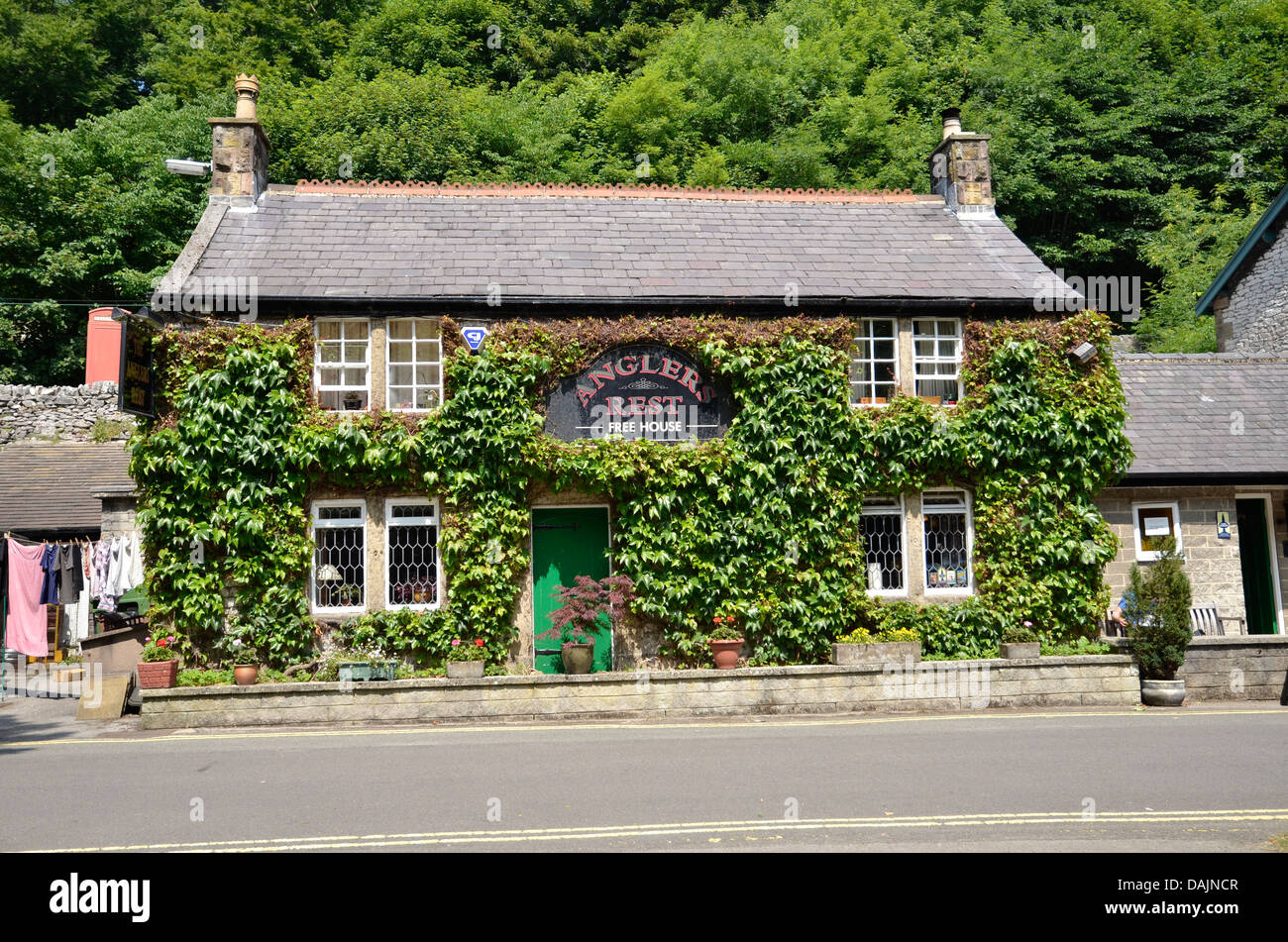 The Anglers Retreat pub in Millers Dale, Derbyshire Stock Photo Alamy