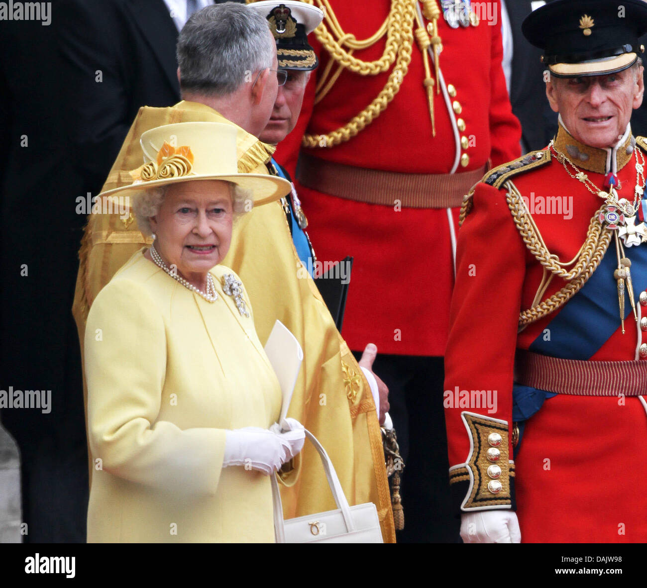 Queen Elizabeth II. and Prince Philip leave Westminster Abbey after the wedding ceremony of Prince William and Princess Catherine in London, Britain, 29 April 2011. Some 1,900 guests followed the royal marriage ceremony of Prince William and Kate Middleton in the church. Photo: Albert Nieboer NETHERLANDS OUT Stock Photo