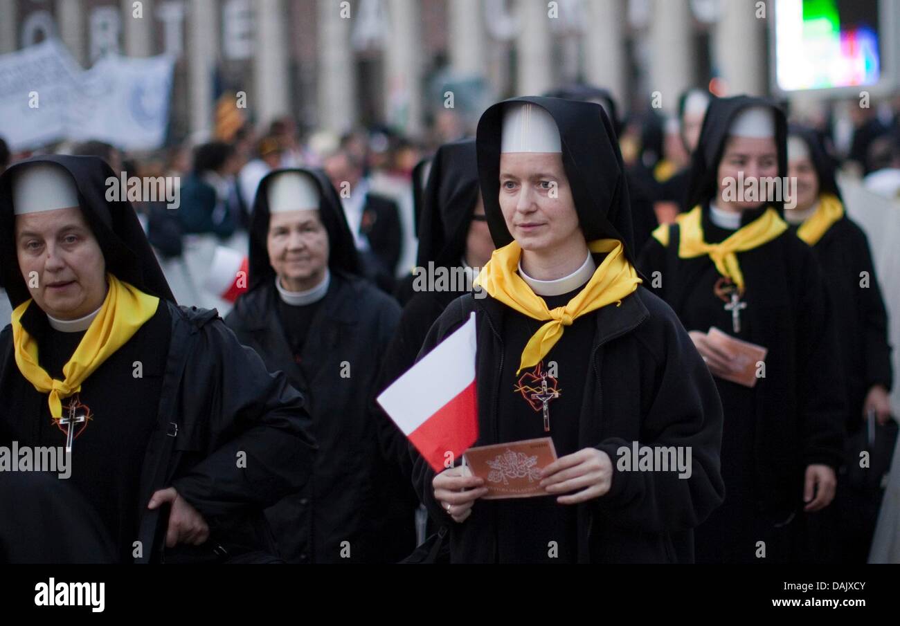 Religous wait for the beatification of Pope Johannes Paul II at St ...