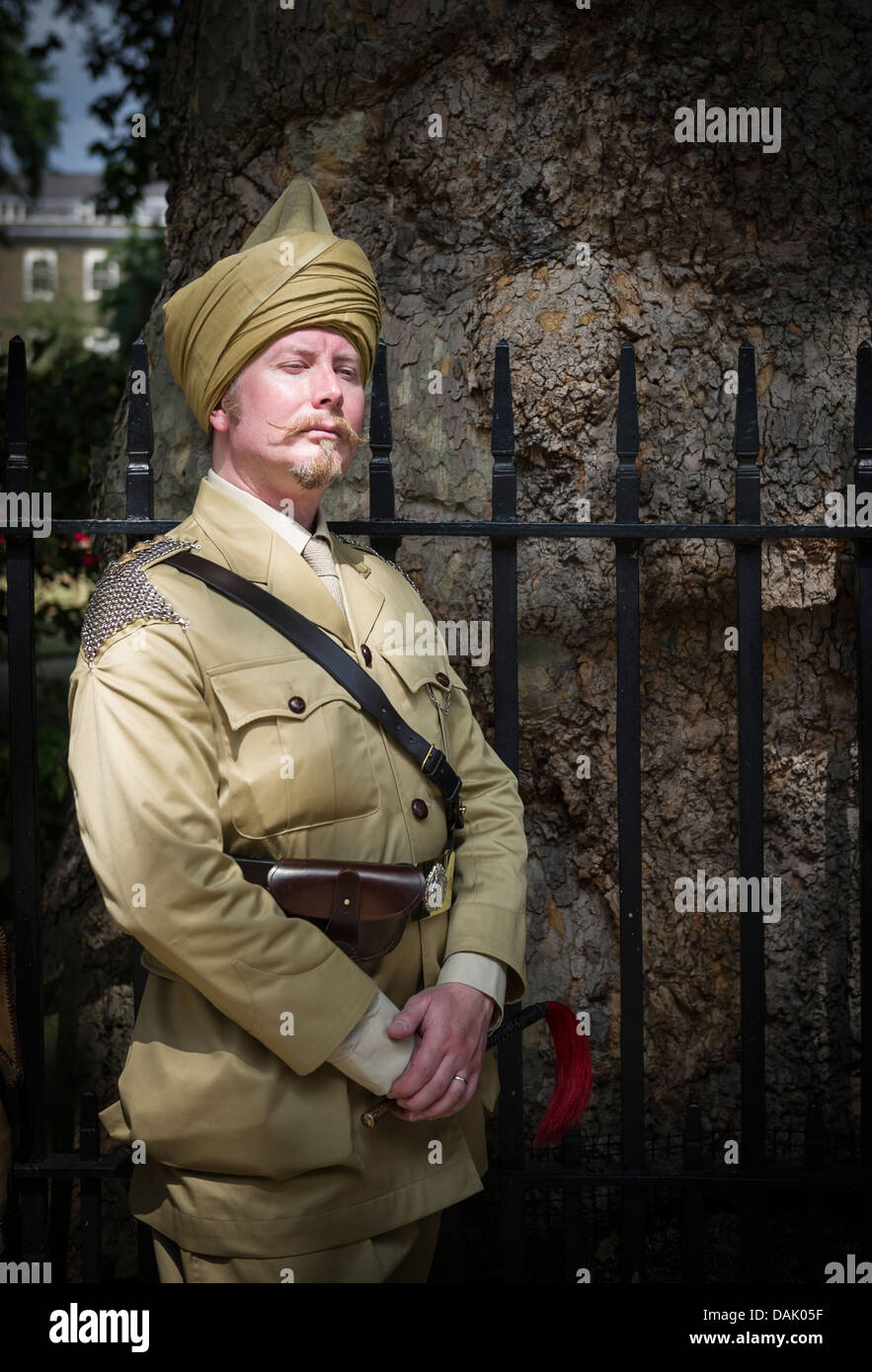 Indian soldier's uniform hi-res stock photography and images - Alamy