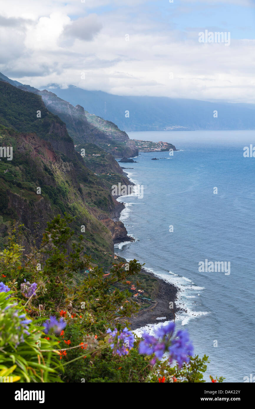 Portugal, Cliffs of Madeira at Arco de Sao Jorge Stock Photo