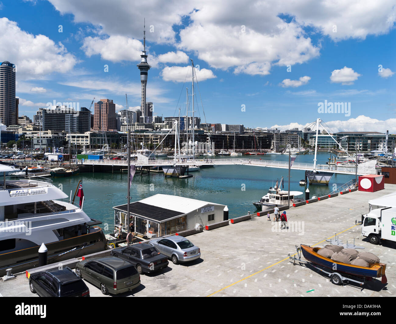 dh Viaduct Basin AUCKLAND NEW ZEALAND Wynyard Crossing Te Wero bridge
