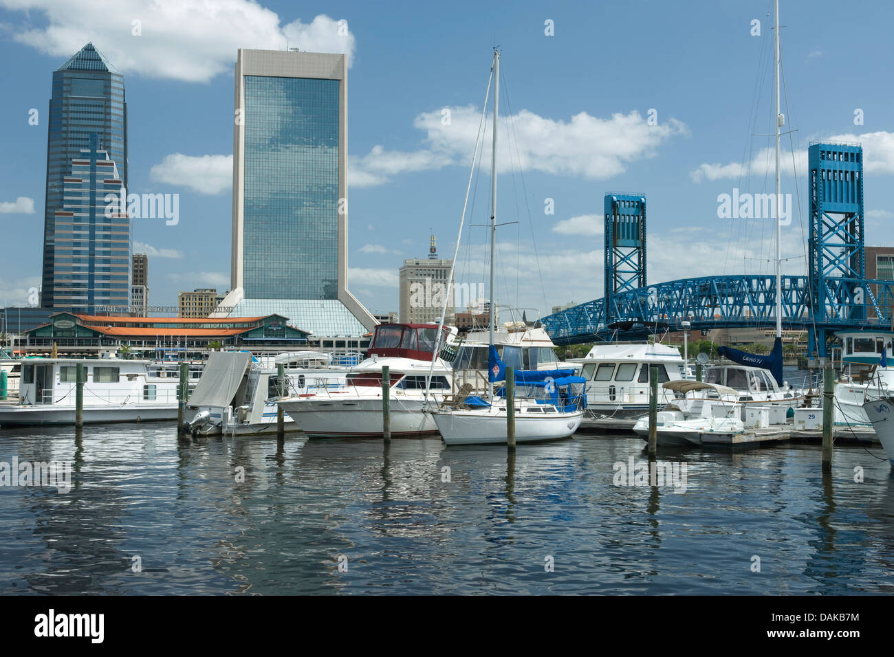 SOUTHBANK MARINA DOWNTOWN SKYLINE SAINT JOHNS RIVER JACKSONVILLE