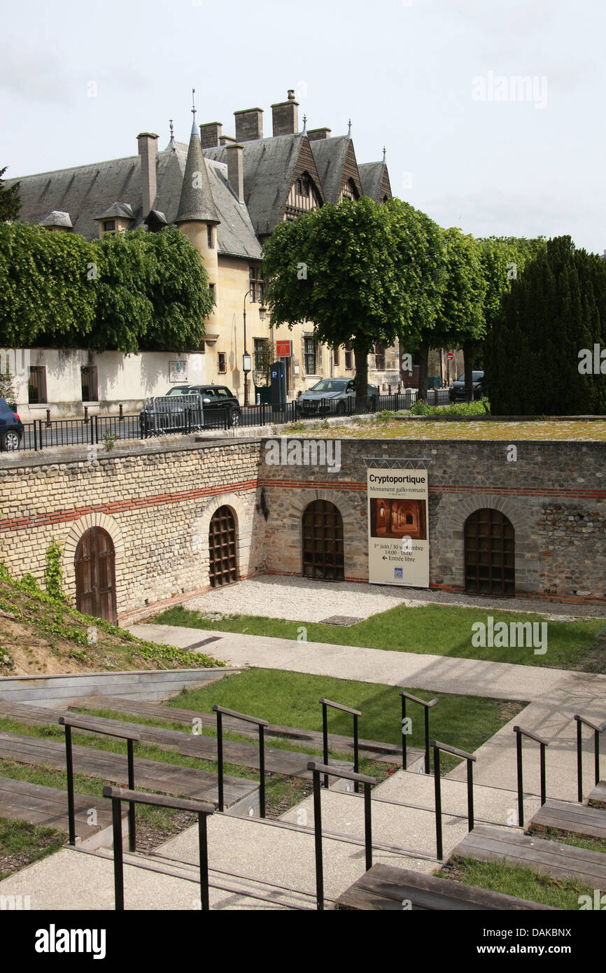 The place du forum hi-res stock photography and images - Alamy