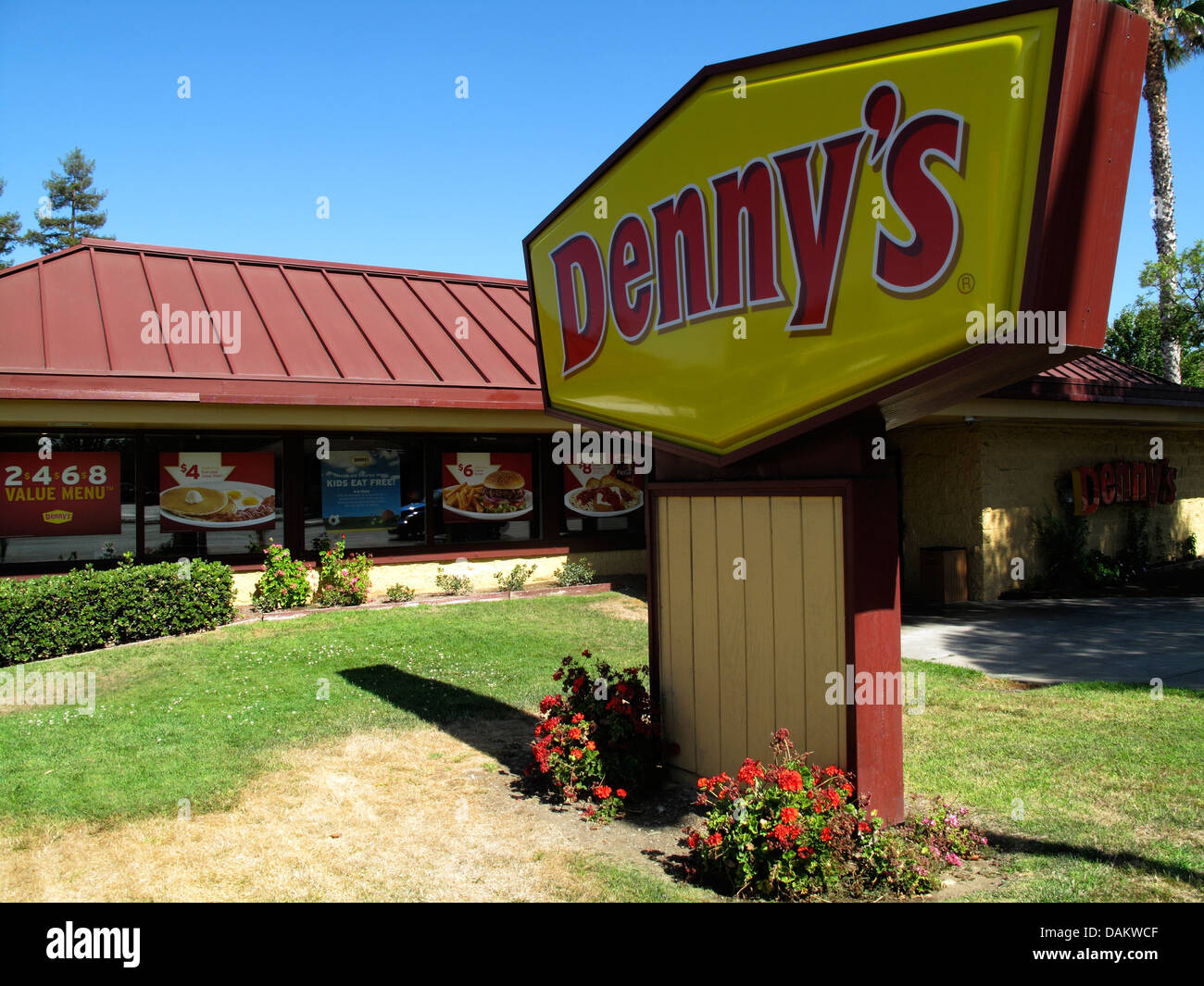 Las Vegas Usa Circa 2017 Dennys Stock Photo 641473459