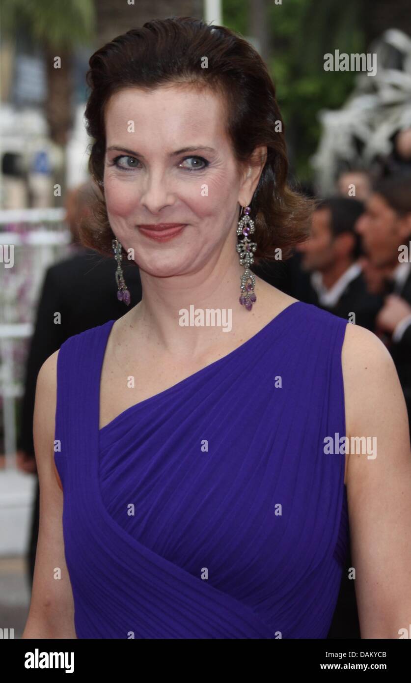 French actress Carole Bouquet arrives at the premiere of 'Sleeping Beauty' at the 64th Cannes International Film Festival at Palais des Festivals in Cannes, France, 12 May 2011. Photo: Hubert Boesl Stock Photo