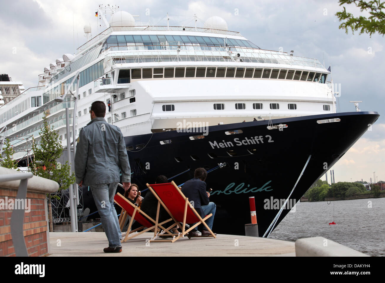 Tui Cruises Cruise Ship Mein Schiff 2 Moors At The