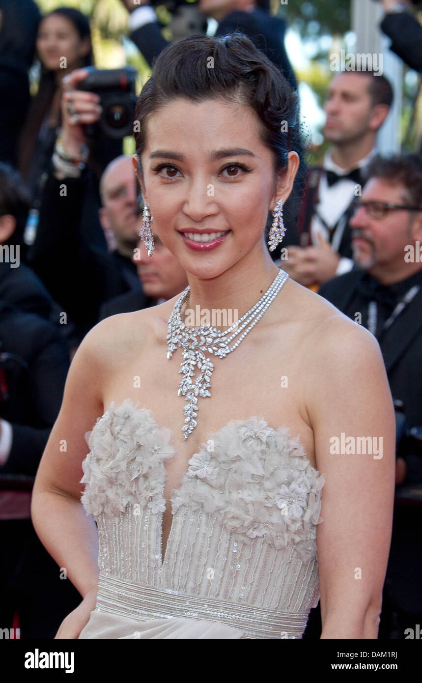 Singer Li Audi Chinese actress / singer Li Bingbing attends the premiere of 'The Tree ...