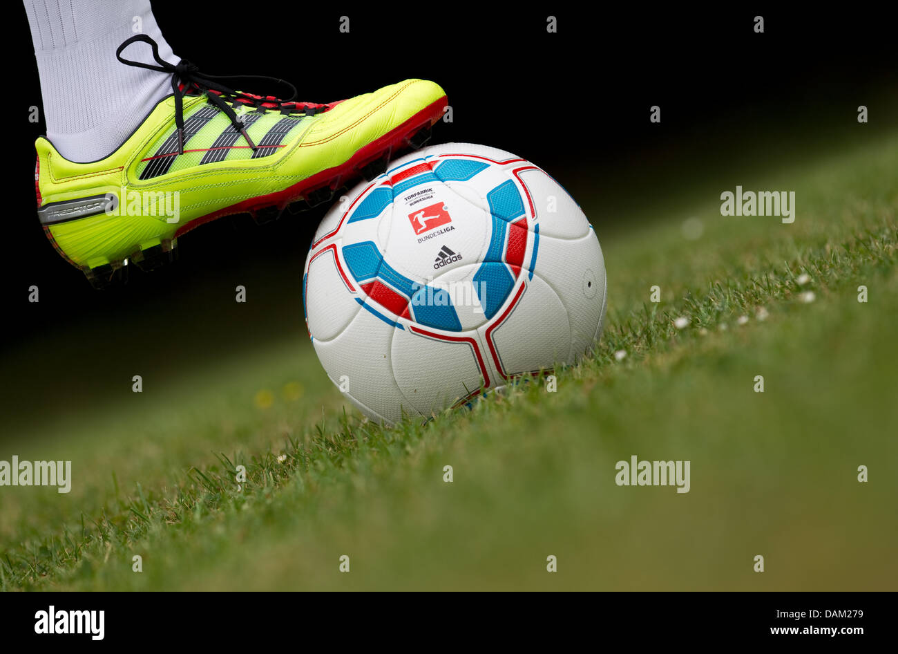 Adidas soccer shoe hi-res stock photography and images - Page 2 - Alamy