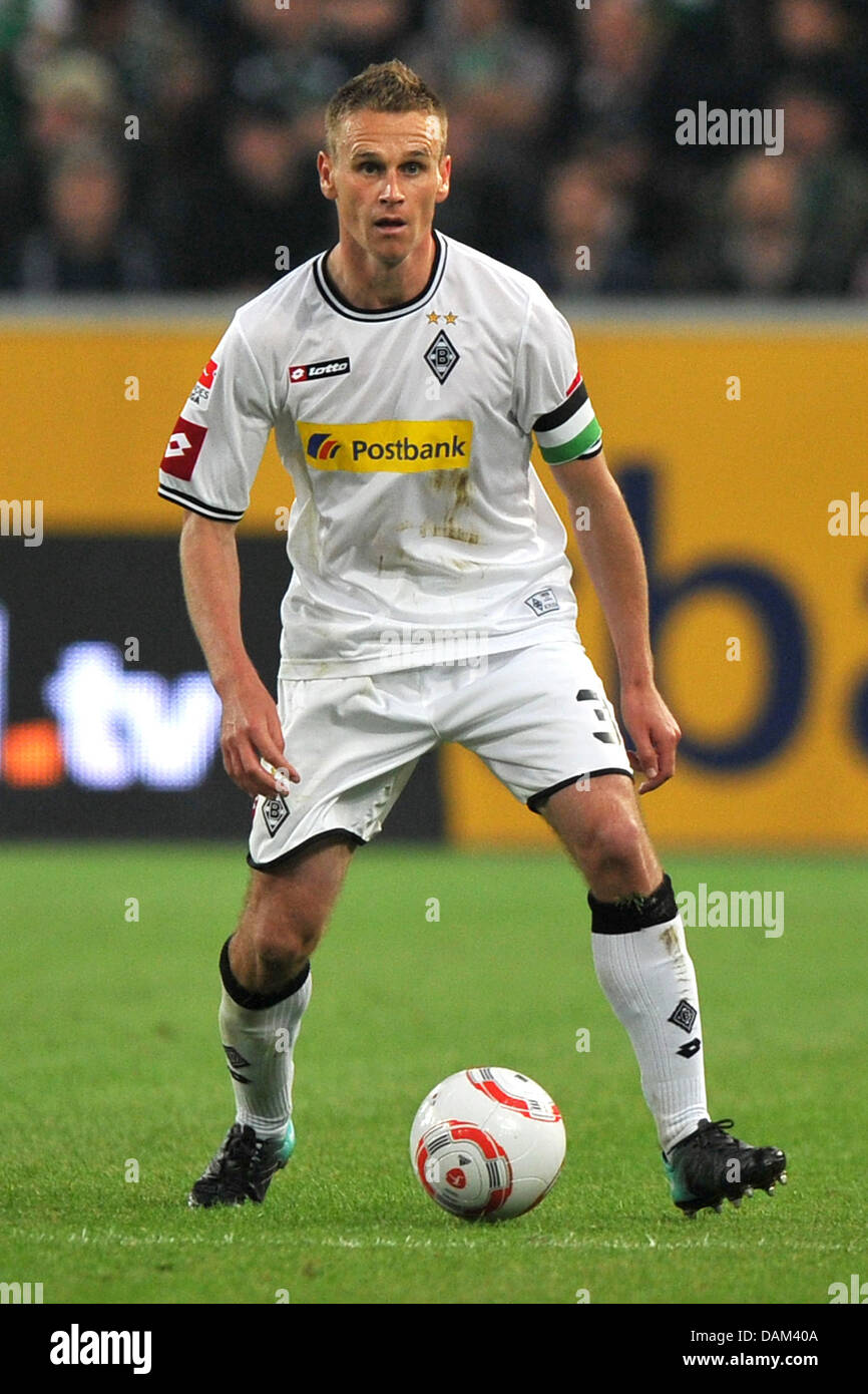 Gladbach's Filip Daems controlls the ball at the first leg of the ...
