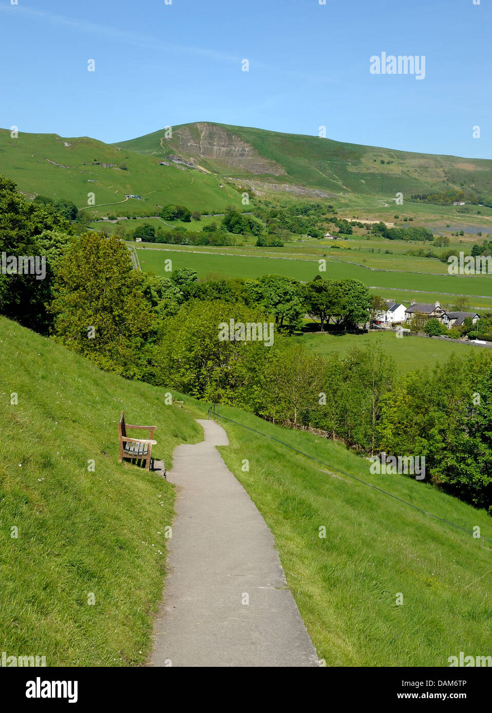 Footpath down from Peveril castle with Mam Tor in the background Derbyshire England uk Stock Photo