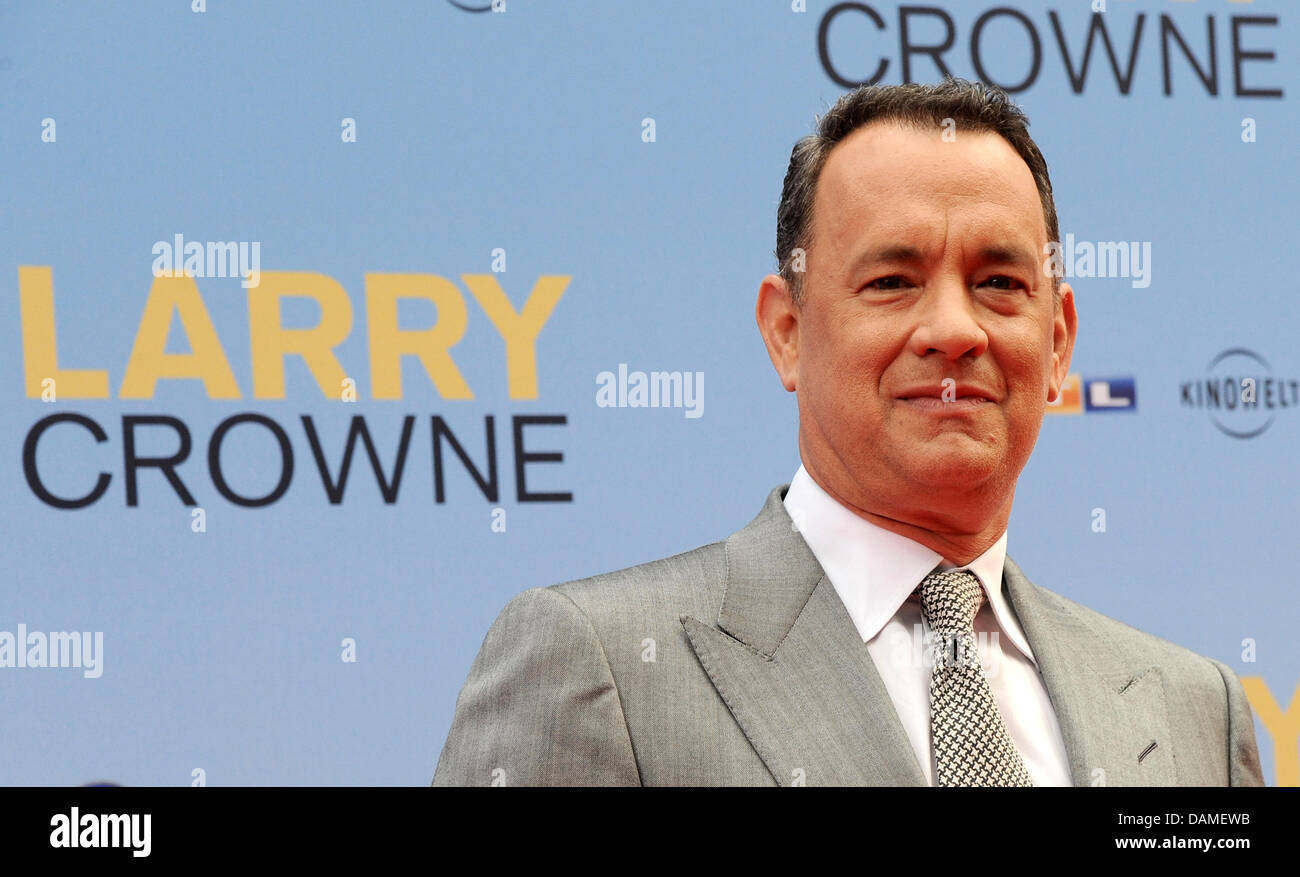 US actor Tom Hanks arrives at the premiere of the film 'Larry Crowne